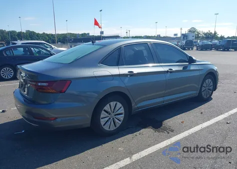 2019 Volkswagen Jetta 1.4T R-Line/1.4T S/1.4T Se z USA, uszkodzony, nr VIN 3VWC57BU9KM054305
